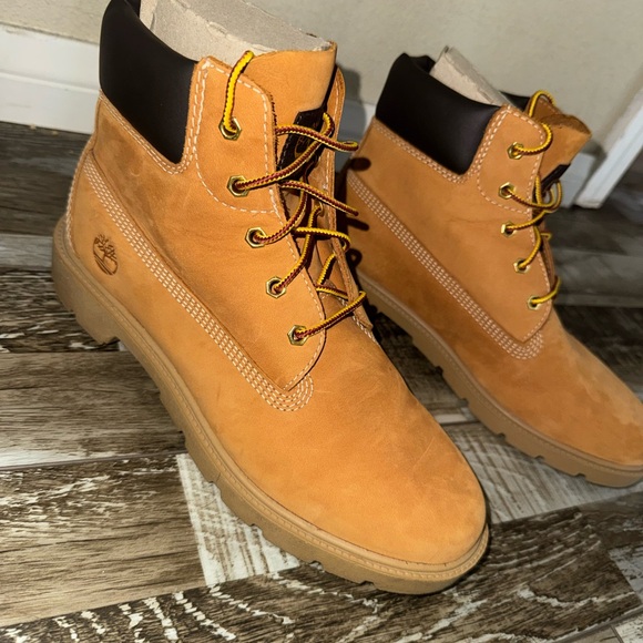 Timberland Wheat Nubuck Boots with Black Collar - Picture 1 of 8